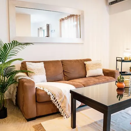Stylish Right By The Promenade Appartement