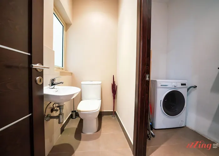 Stylish Right By The Promenade Apartament Sliema