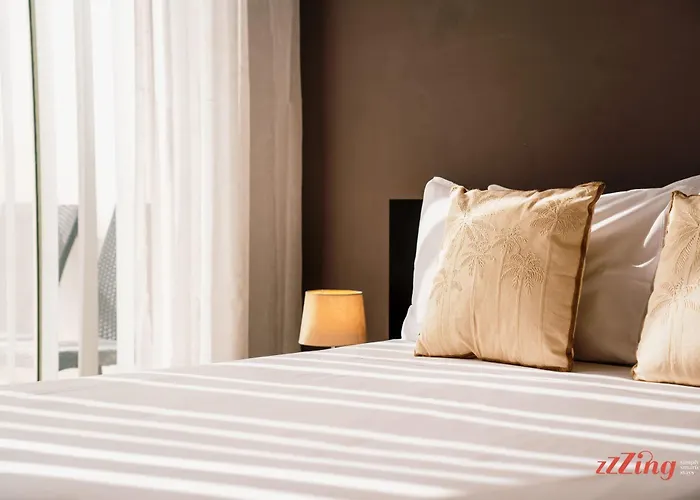 Stylish Right By The Promenade *