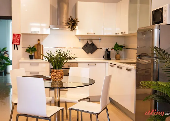 Apartment Stylish Right By The Promenade *